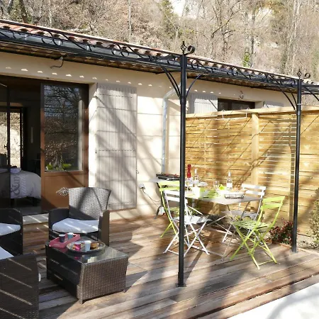 Hébergement de vacances Gîtes Lumière En Luberon *